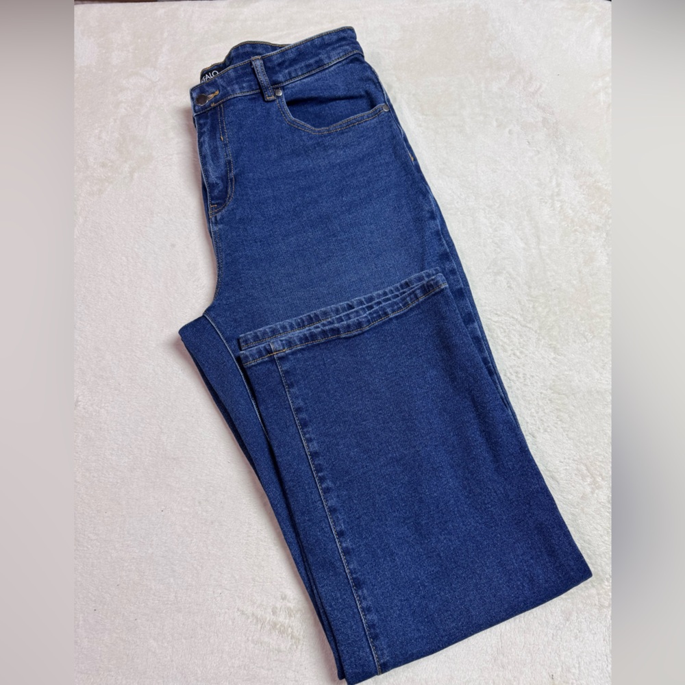 Buffalo David Bitton Women's High Rise Wide Leg Jeans NWOT - Picture 3 of 4